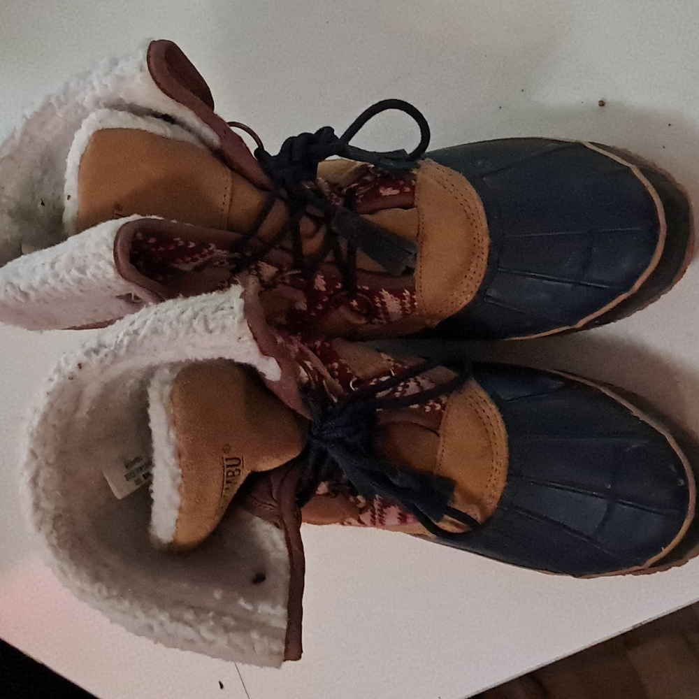 Winter boots